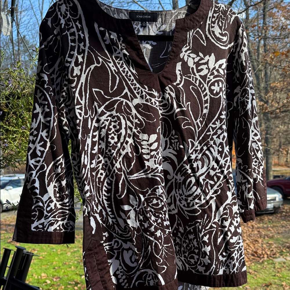 Jones Wear Dark Brown and White Patterned Tunic